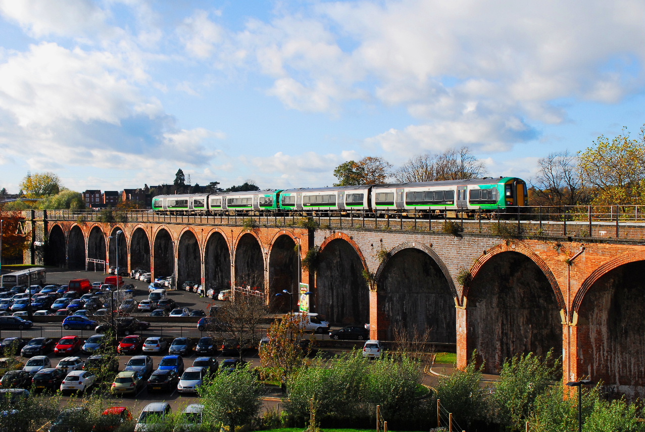 Worcester Viaduct along the Cotswold Line.