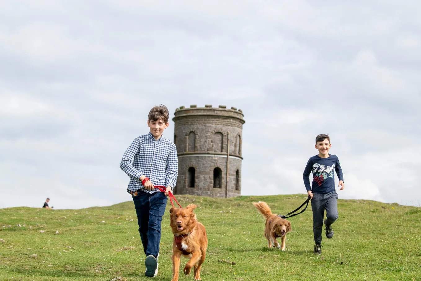 Children and dogs playing in Buxton Contry Park | Memorable moments for less